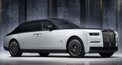 سدان لوکس رولزرویس 100 ساله شد